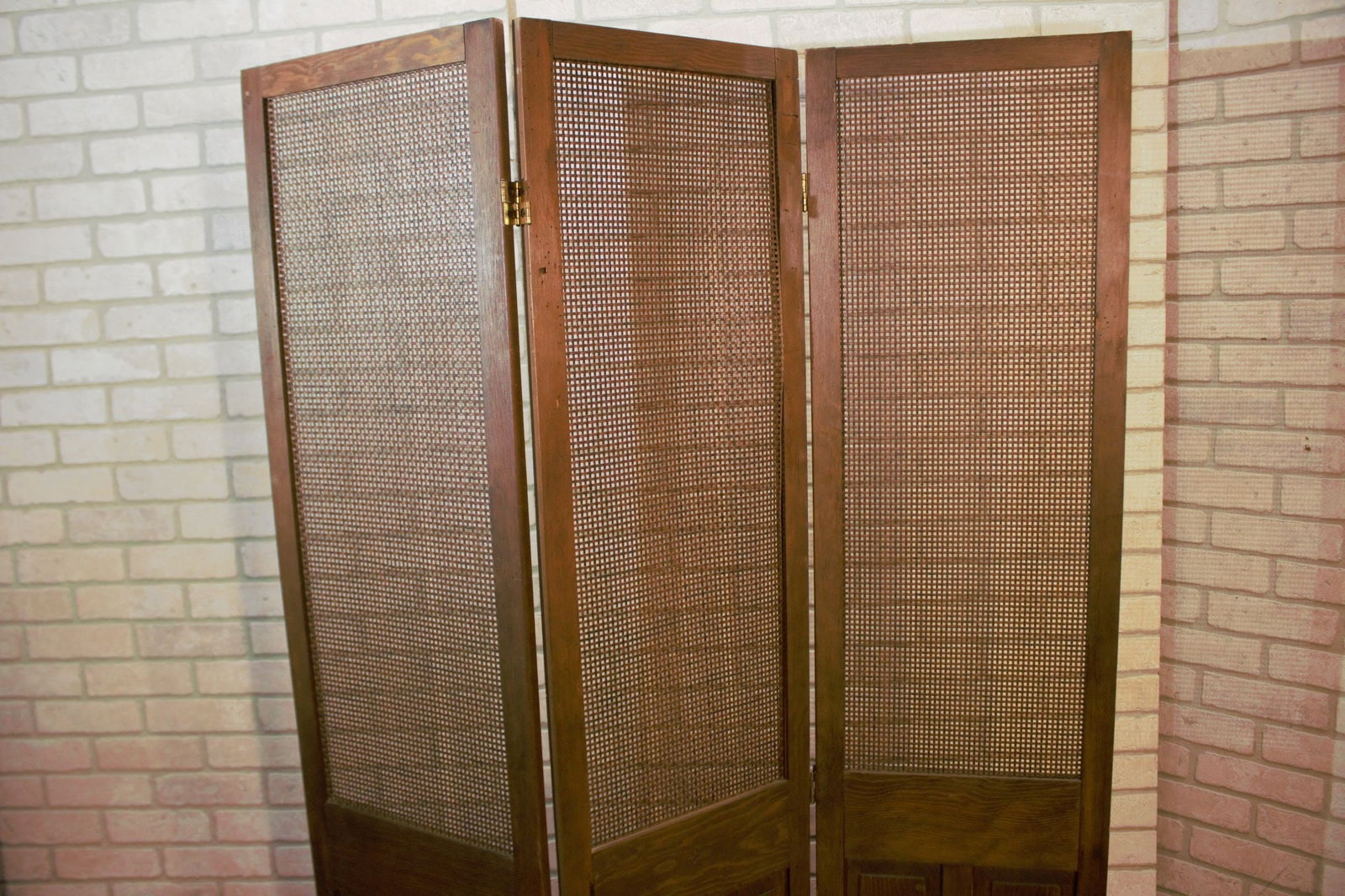 Mid Century Modern Wicker Screen - 4