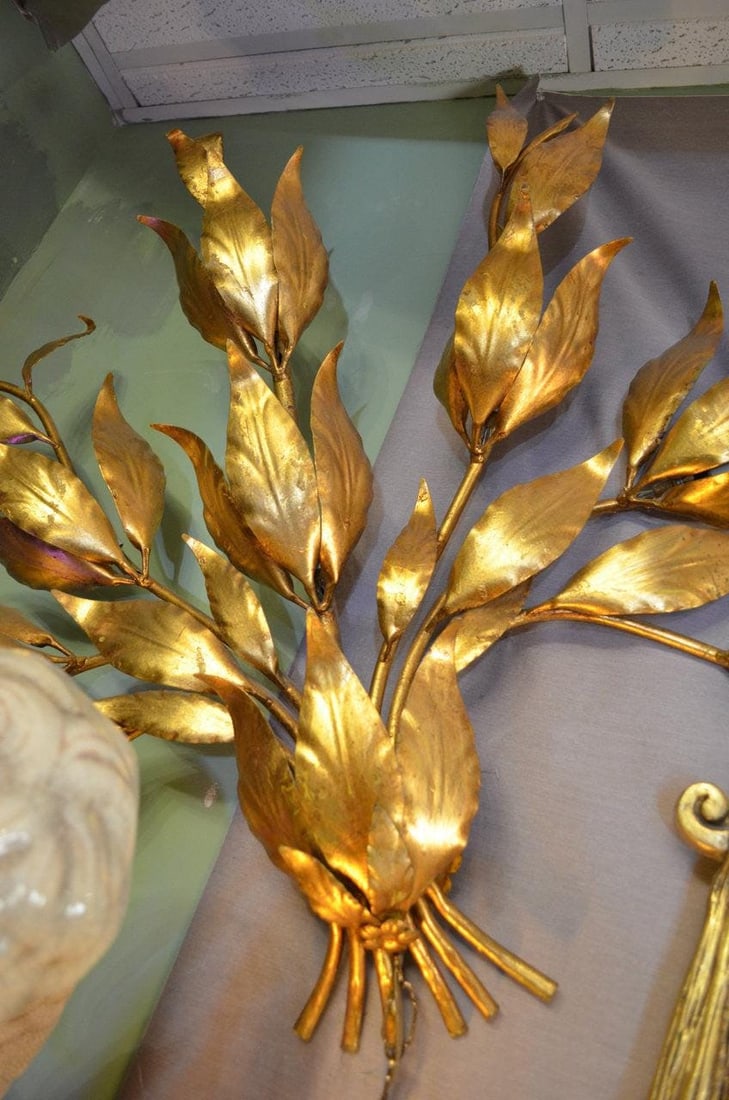 MCM Gold Gilt Leaf Wall Sconce by Hans Kogl - 3
