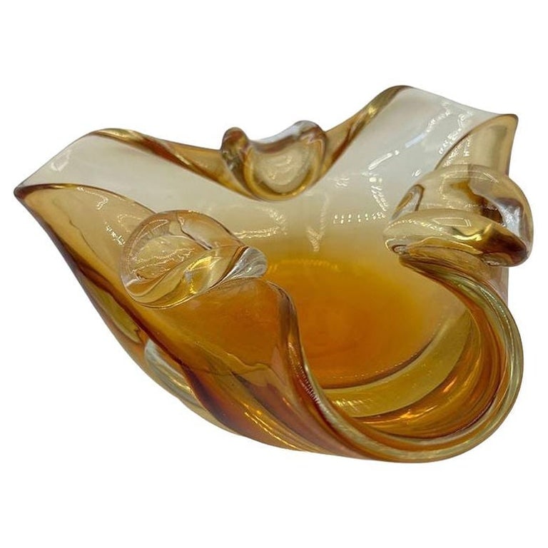Mid-century Amber Honey Murano Ashtray Attributed to Archimede Saguso (1 of 8)