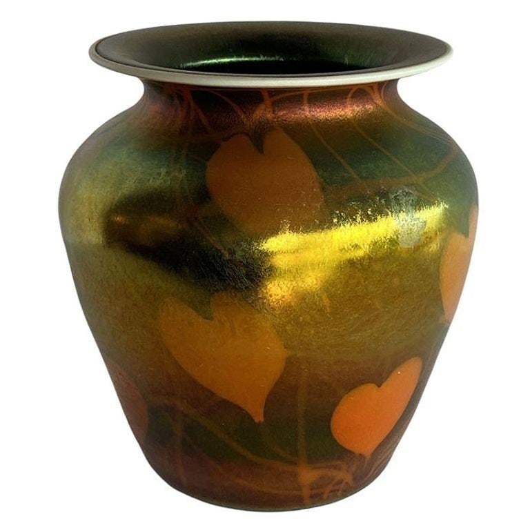 Rare Early 20th Iridescent Handblown Heart & Vine Vase Set by Imperial - 11