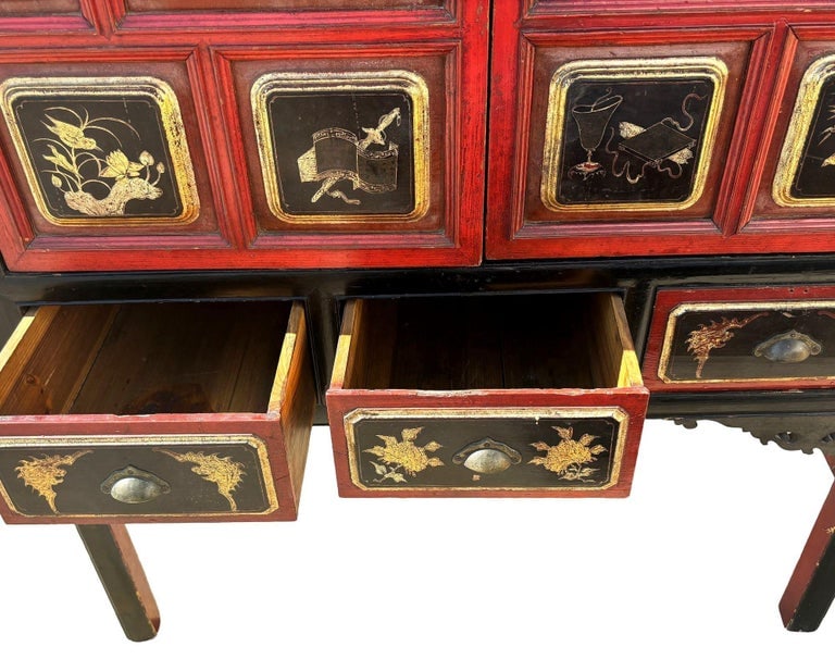 Qing Dynasty Hand Painted & Lacquered Gilt Armoire Cabinet, China - 5