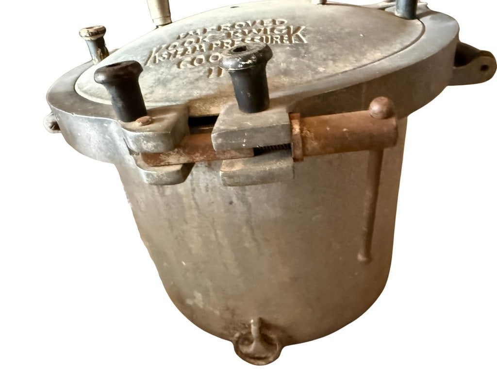 Improved Kook-Kwick Steam Pressure Cooker (1 of 6)