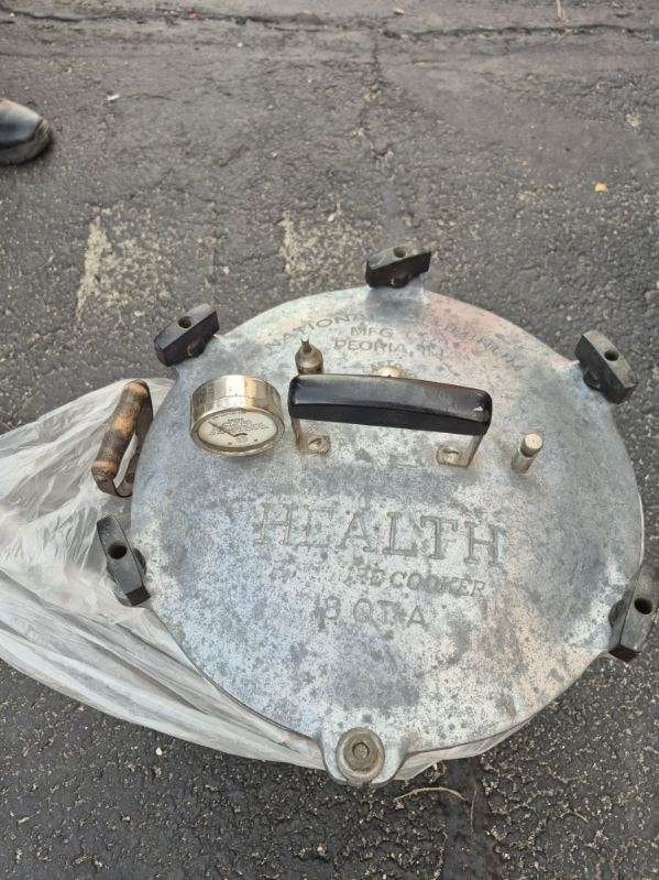 Vintage National Aluminum Mfg Co. "Health" 18 Qt-A Pressure Cooker - 5