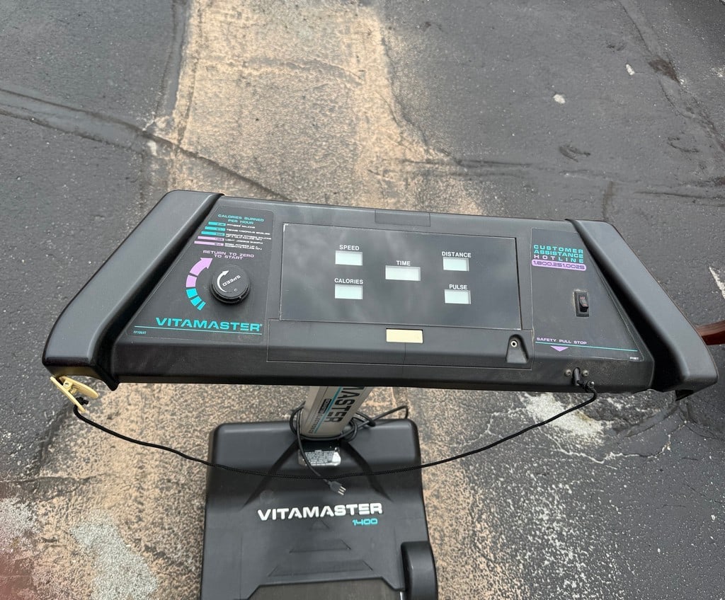 Vitamaster T-400 Treadmill - 3