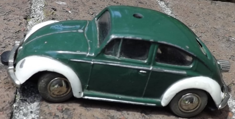 Volkswagen Police Schuco Micro-Racer 1046 (made in Western Germany) c8. - 4