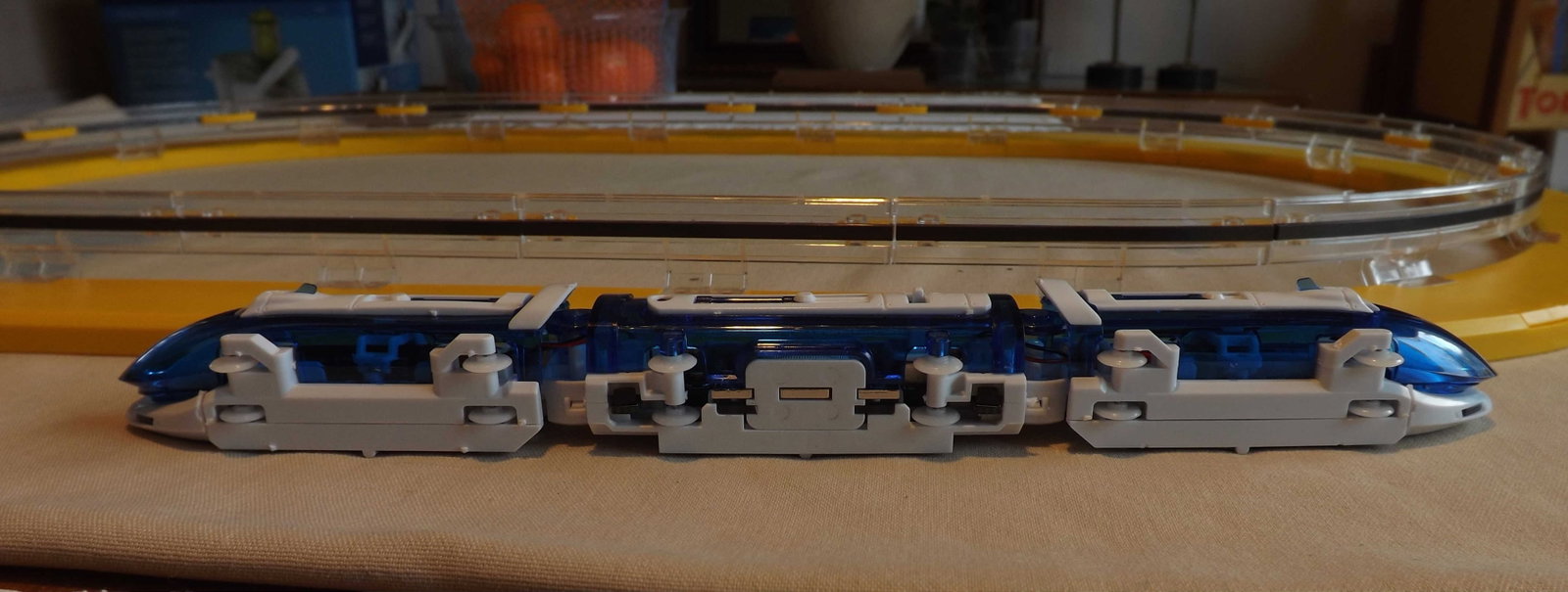 Robotikits Maglev magnetic levitation train kit, fully realistic implementation, new in box put it - 2