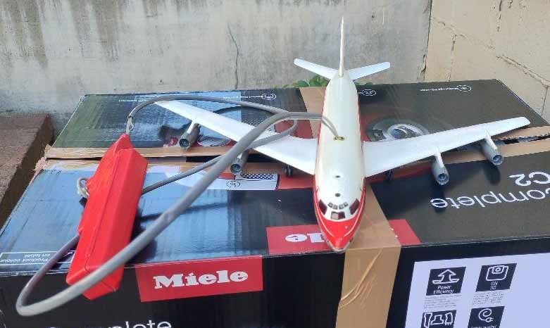 Joustra (France) Boeing 707 battery operated, remote controlled, c9 - 2