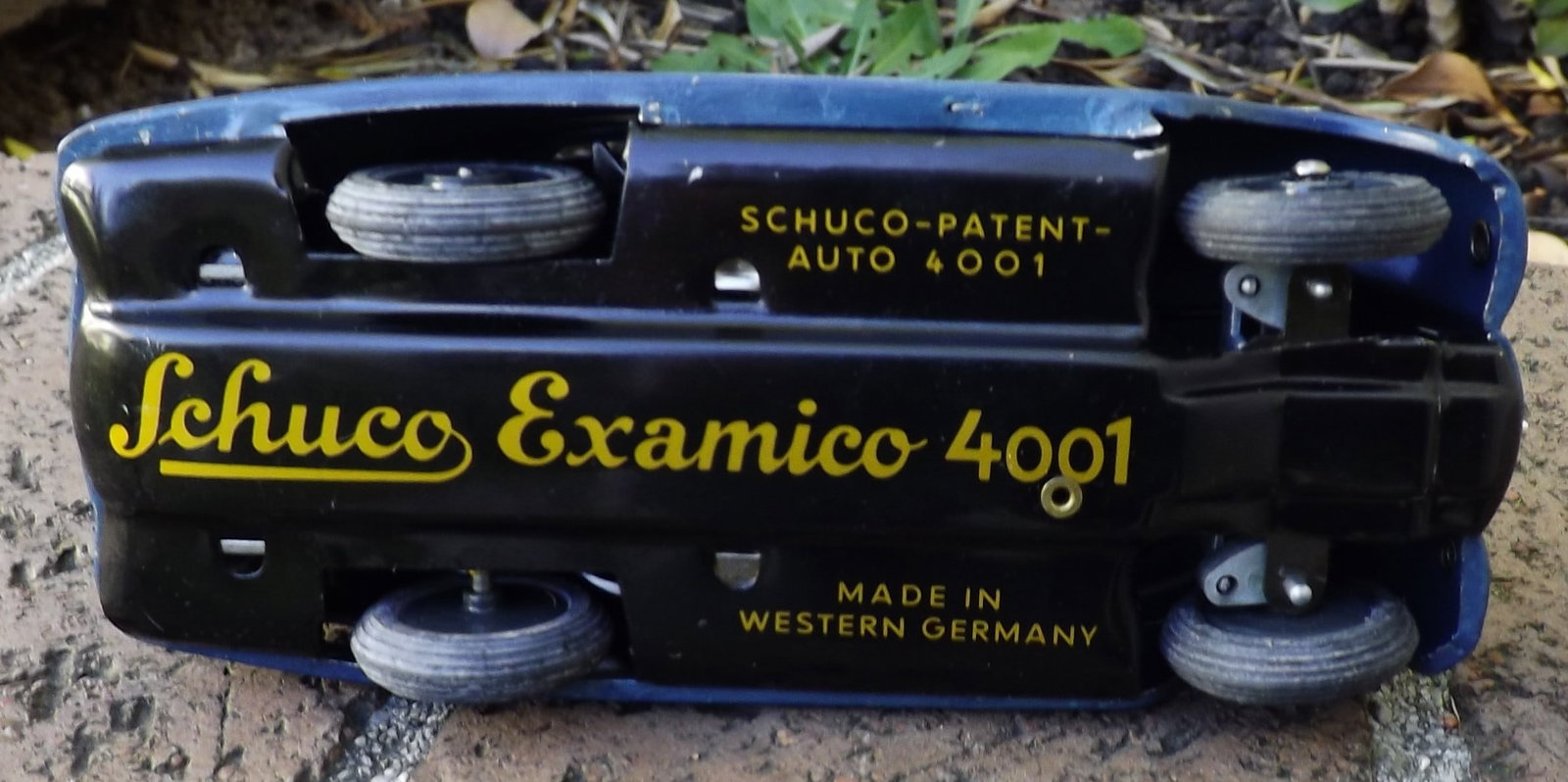 Schuco Examico 4001,BMW 328 car, Made in Western Germany,windup, rack and pinion steering, 4 speeds - 5