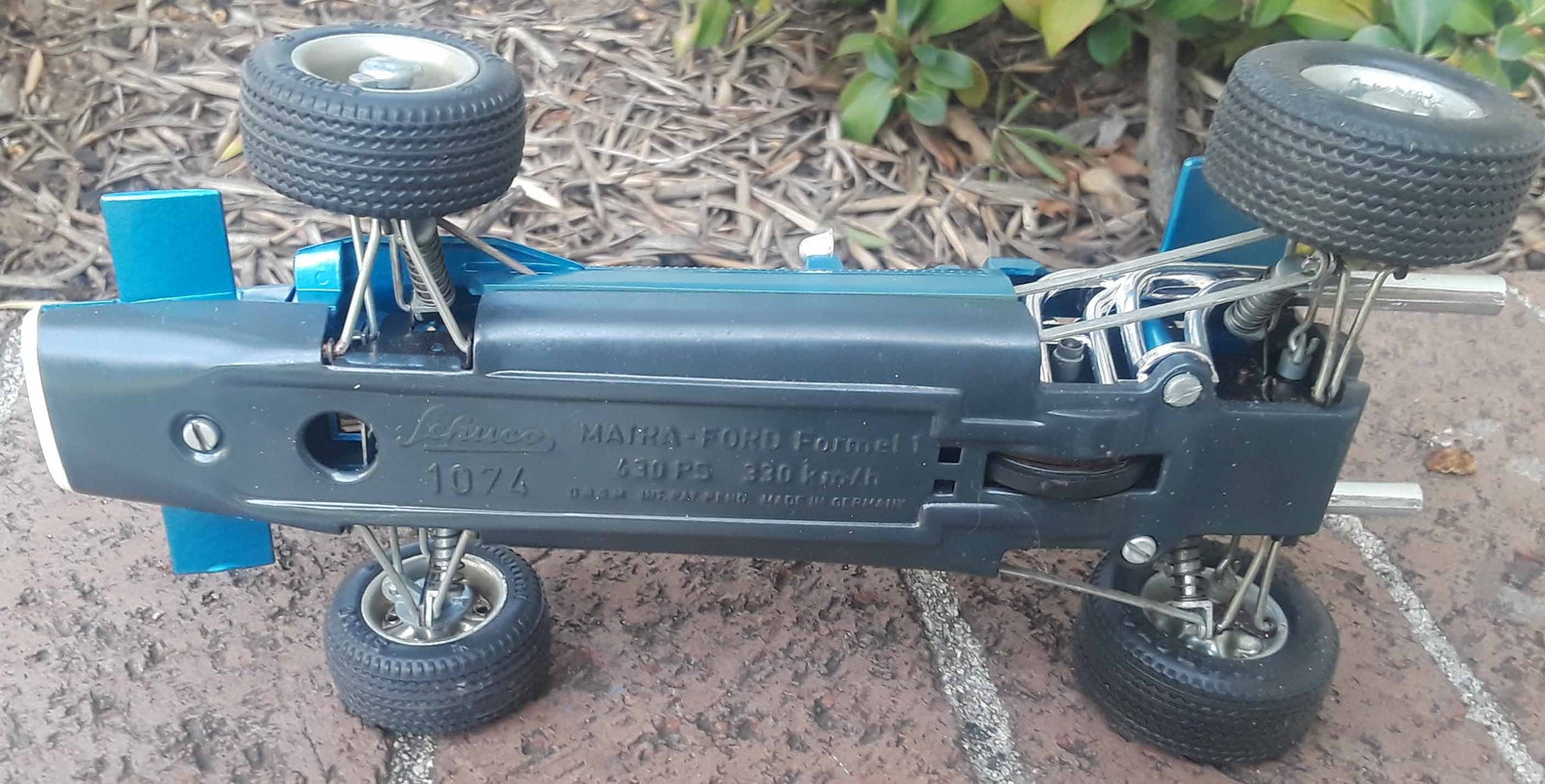 Schuco Matra-Ford Formula 1 1960's racecar, c10 . - 3