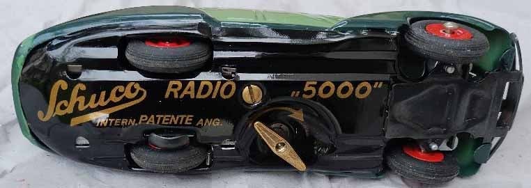 Schuco Radio 5000 reissue (made in Germany), c10, two windup motors, one for "radio" (a music box) - 5