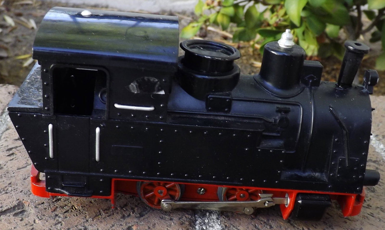 Biller Bahn locomotive ,Oe scale (O scale on HO rails) , the rarer BO version, Made in Germany, - 3