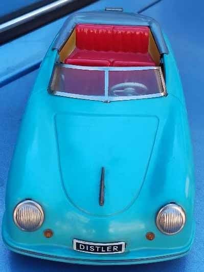 Distler Porsche car (Made in Germany), battery driven, realistic manual transmission with two speeds - 2