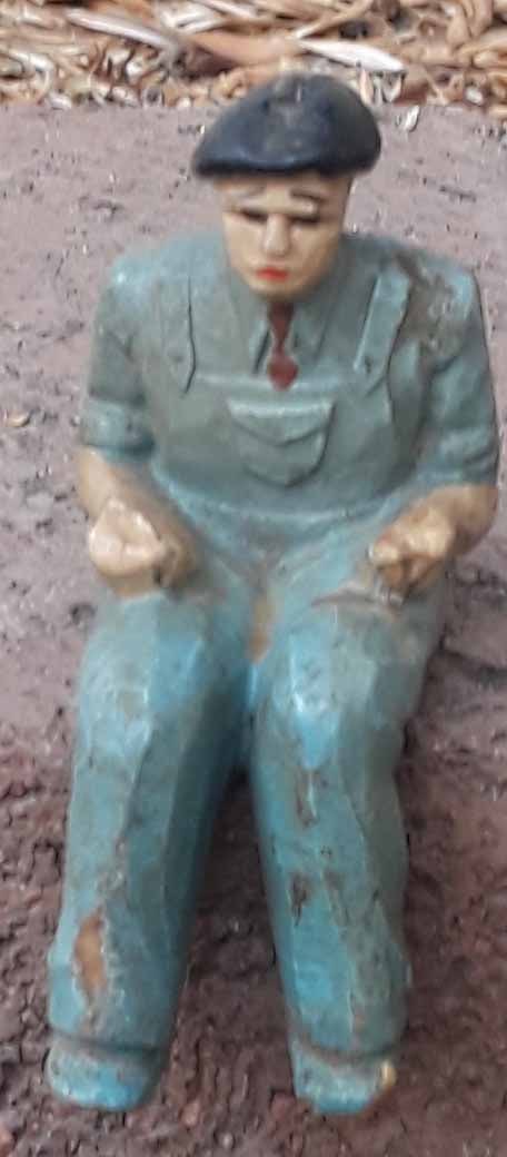 VeBe dump truck with original driver (Made in France cca 1950), c9. - 6