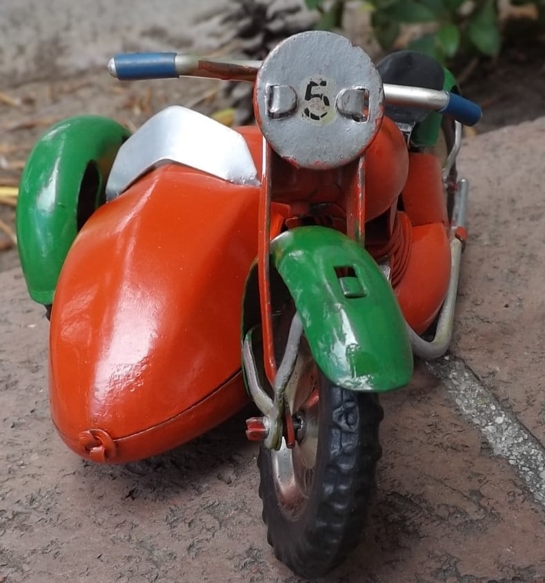 Motorcycle with sidecar, Drukov, Made in Czechoslovakia, 16 cm, windup , c10. - 2