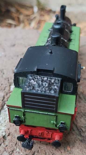 Kleinbahn HO scale tank locomotive D93 (made in Austria),with miniarure mechanic and fireman, c10 . - 5