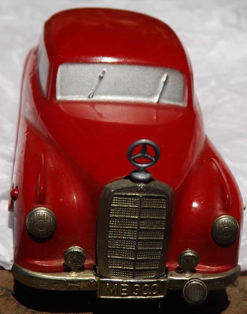 Prameta Mercedes , Made in US Zone Germany 1948,c9, with 5 programmable patterns. - 2