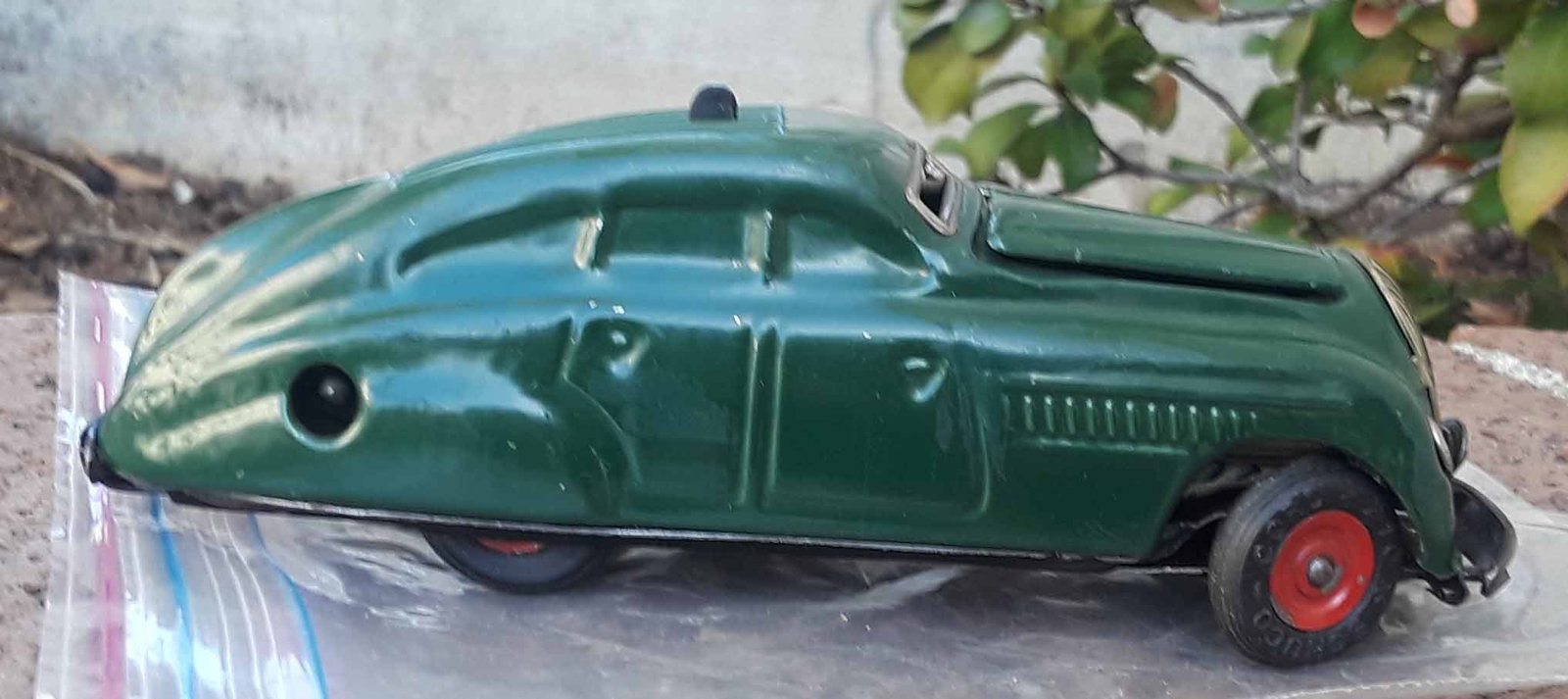 Schuco "Kommando Anno 2000" (made in Germany only 3 years, between 1938 and 1941), c10, the car - 3