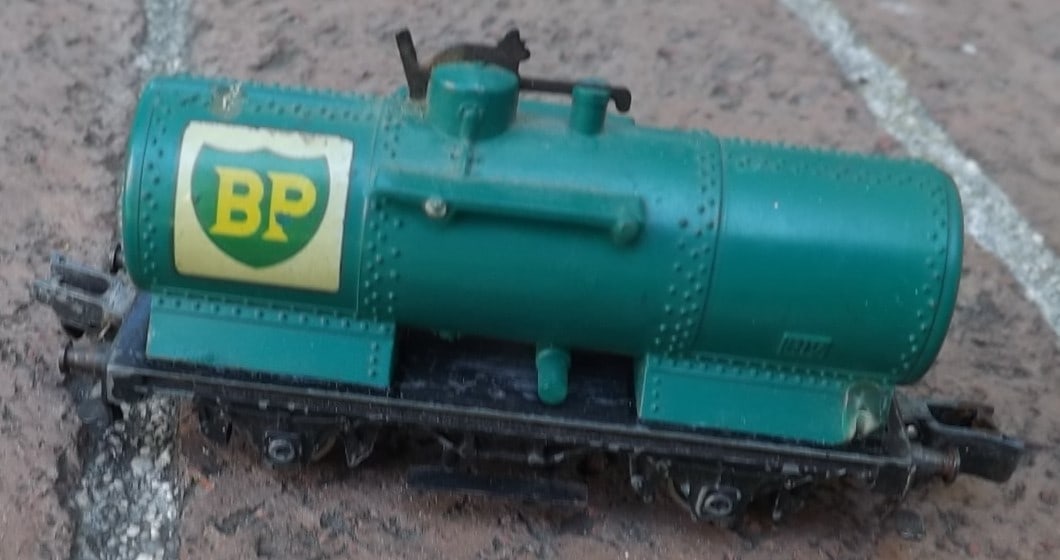 Made in Germany "Rokal" BP oil tanker, TT scale , c10. - 3