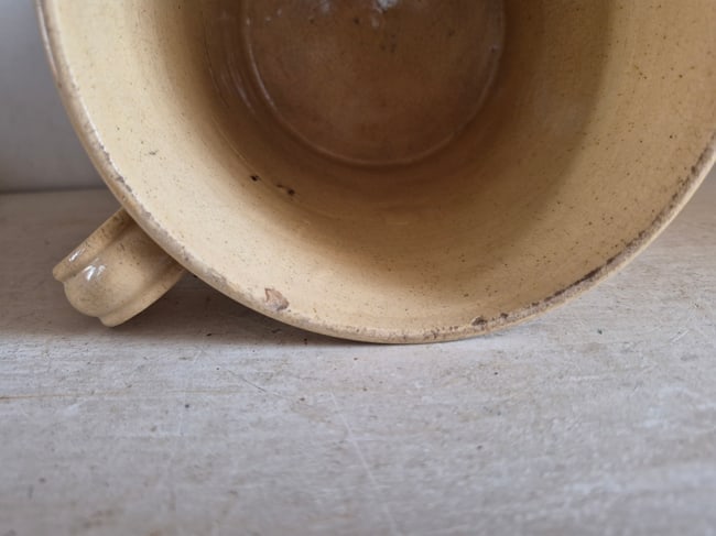 Very large yellowware mug, rare size - 2