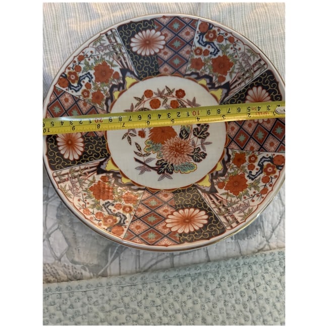 Antique pair of Japanese Porcelain 10" Plates - 3