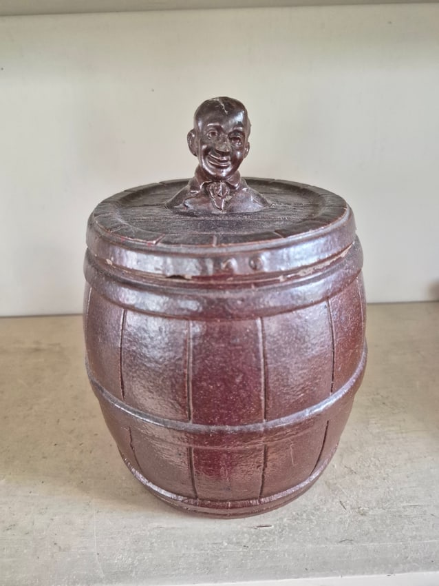 Stoneware jar, marked GSW: German American Stoneware Works, New York New York (1 of 5)