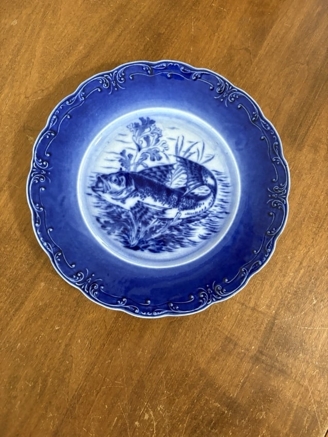 Flow Blue Fish Plate (1 of 2)