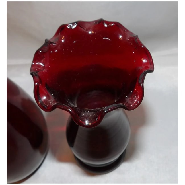Anchor Hocking Royal Ruby Ruffled Top Vases - 4