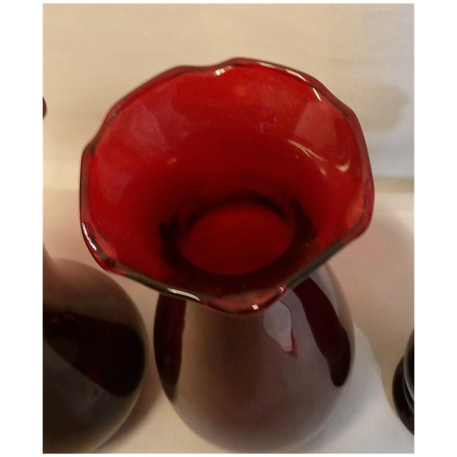 Anchor Hocking Royal Ruby Ruffled Top Vases - 5