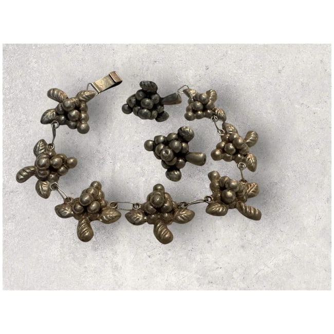 Vintage Mexican sterling Silver grape cluster link bracelet w/ earrings 1940s - 3
