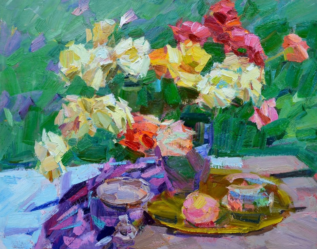 Oil painting A bouquet of roses Miacheslav Tepeta: Title: Oil painting A bouquet of roses Miacheslav Tepeta Description: NoTep 147"A Bouquet of Roses" is an oil painting that captures the delightful chaos and vibrant beauty of a lush bouquet. The