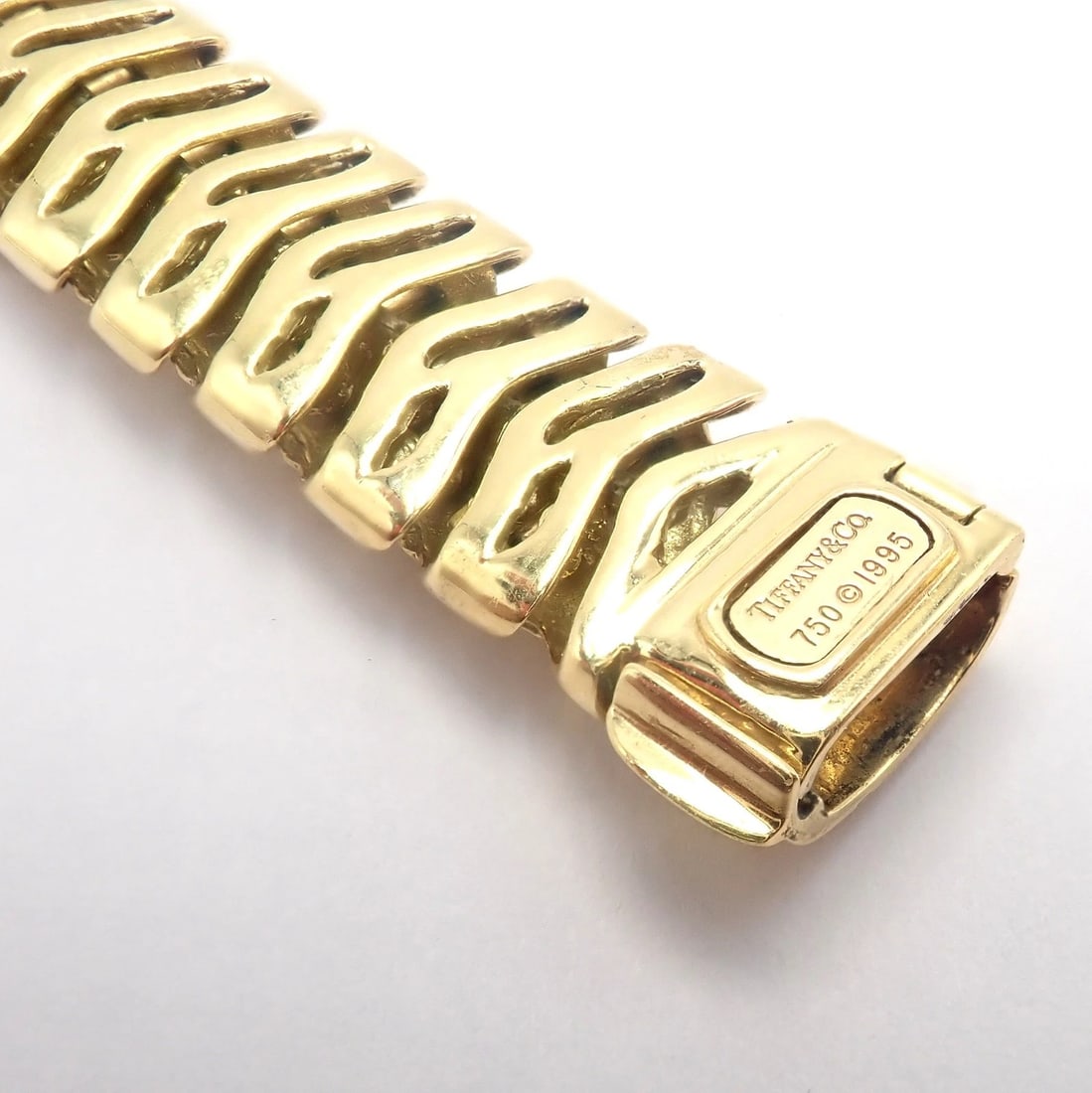 Authentic! Tiffany & Co Vannerie 18k Yellow Gold Basket Weave Bracelet 1995 - 5