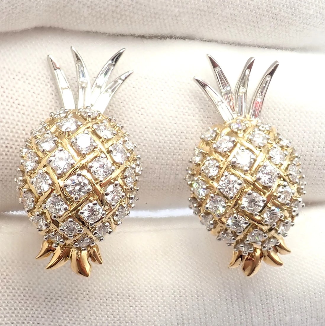 Authentic! Verdura 18k Yellow Gold Platinum Diamond Pineapple Earrings - 17