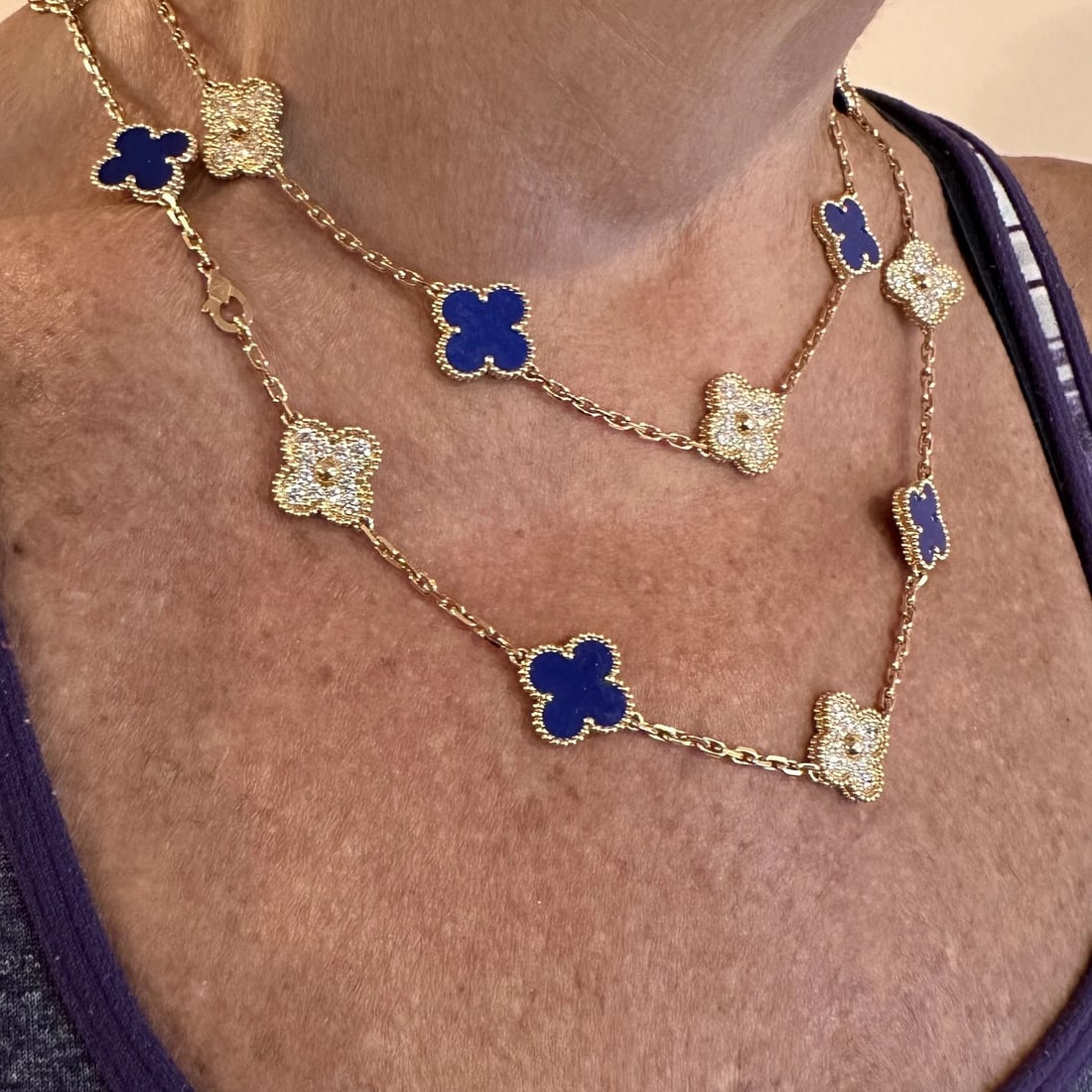 Van Cleef & Arpels 18k Yellow Gold 20 Motif Alhambra Diamond Lapis Necklace - 4