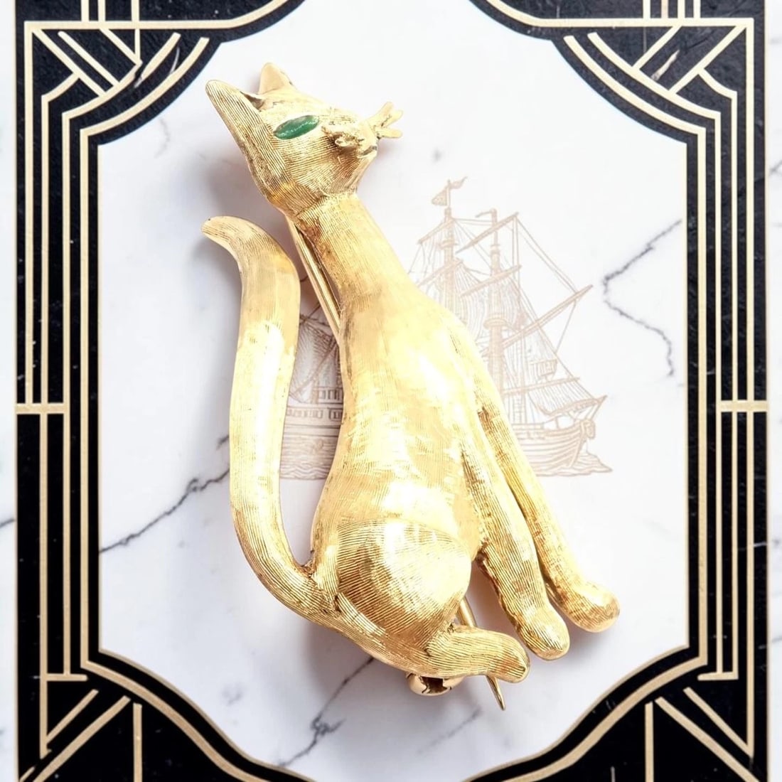 Authentic! Tiffany & Co 18k Yellow Gold Emerald Cat Pin Brooch - 2