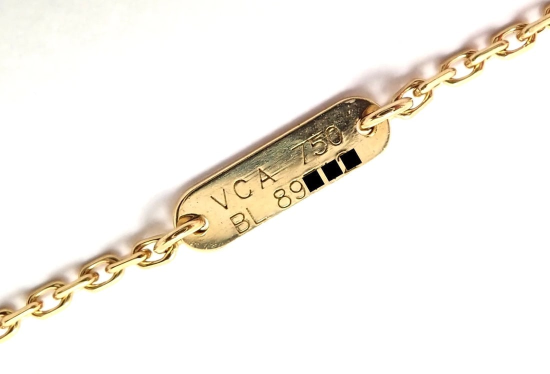Authentic! Van Cleef & Arpels 18k Yellow Gold Diamond Button Pendant Necklace - 5