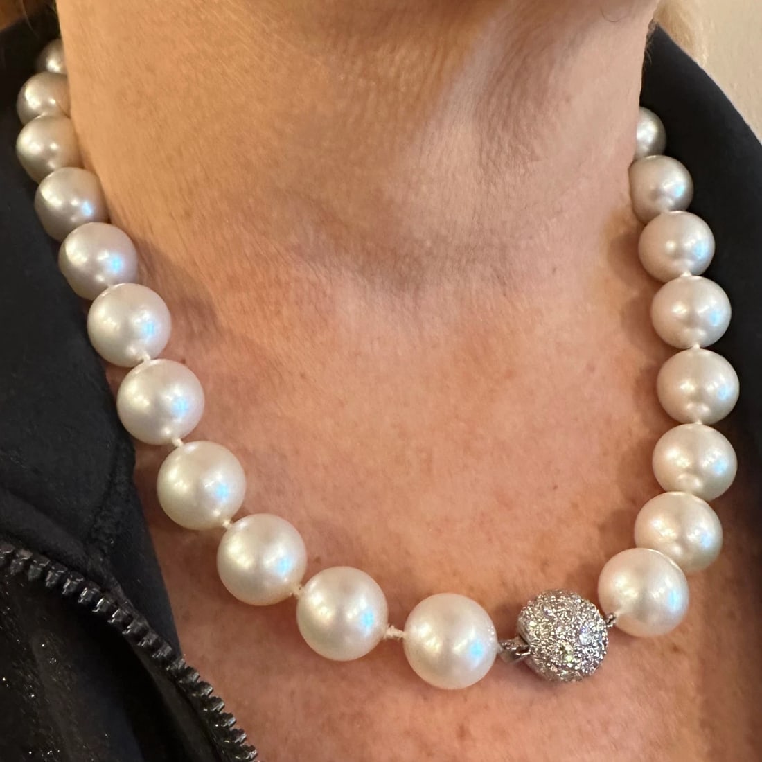 Authentic! Tiffany & Co Platinum Diamond South Sea Large Pearl Necklace Paper - 12