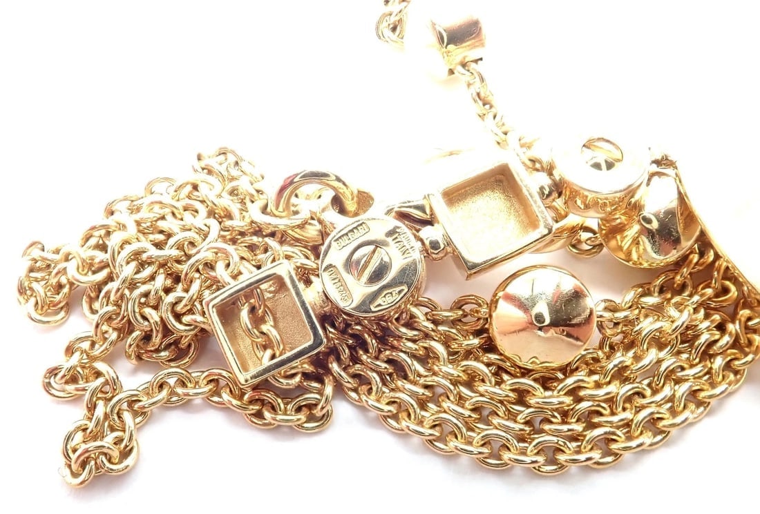Authentic! Bulgari Bvlgari Lucea 18k Yellow Gold Round Pendant Necklace - 9