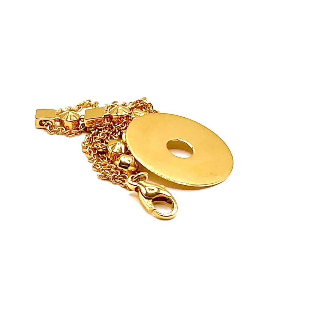 Authentic! Bulgari Bvlgari Lucea 18k Yellow Gold Round Pendant Necklace: Authentic! Bulgari Bvlgari Lucea 18k Yellow Gold Round Pendant Necklace About This Piece: The Bulgari Bvlgari Lucea 18k Yellow Gold Round Pendant Necklace is a dazzling display of luxury and design.
