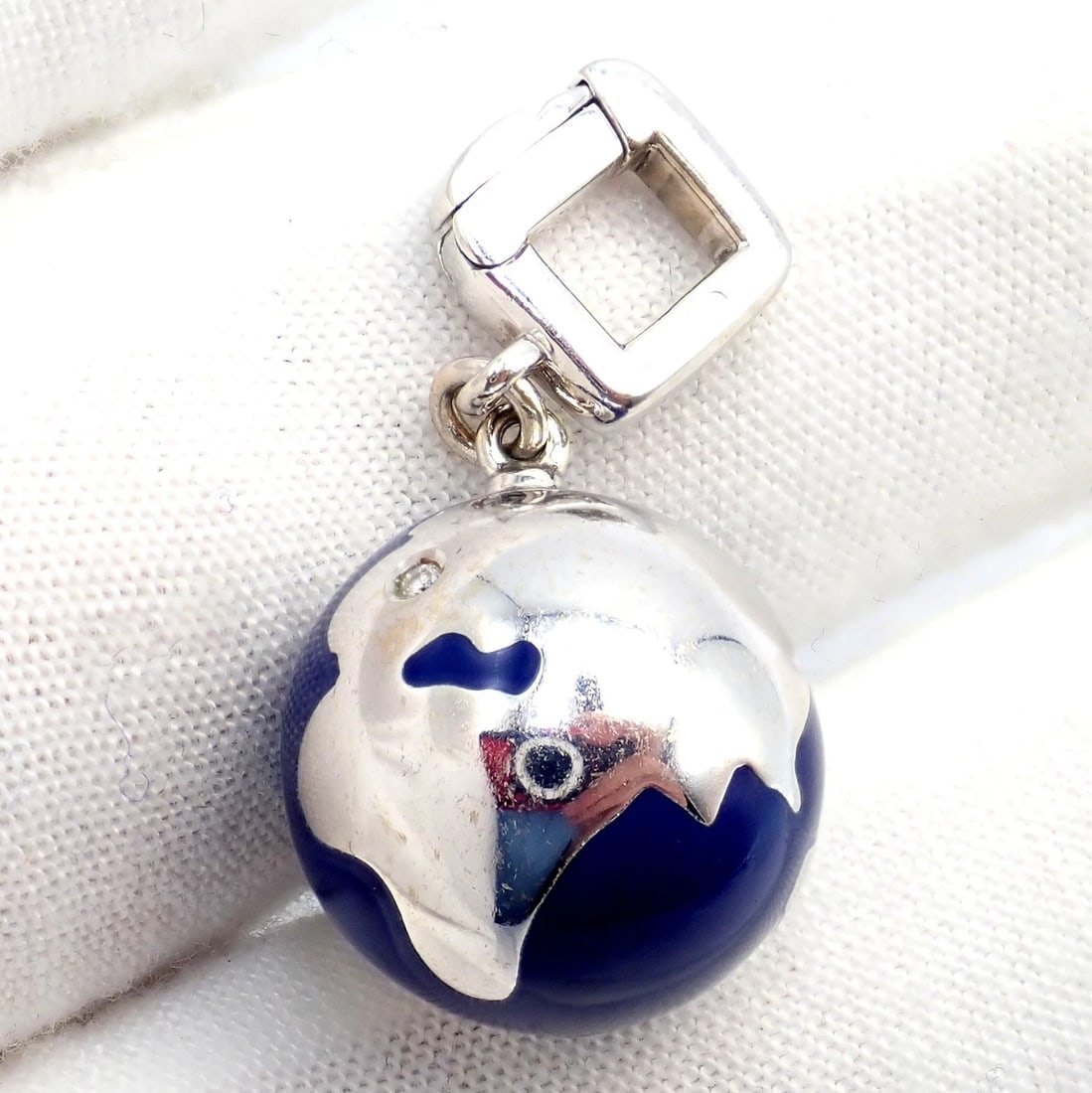 Vintage Louis Vuitton 18k White Gold Enamel Globe World Diamond Charm Pendant - 5