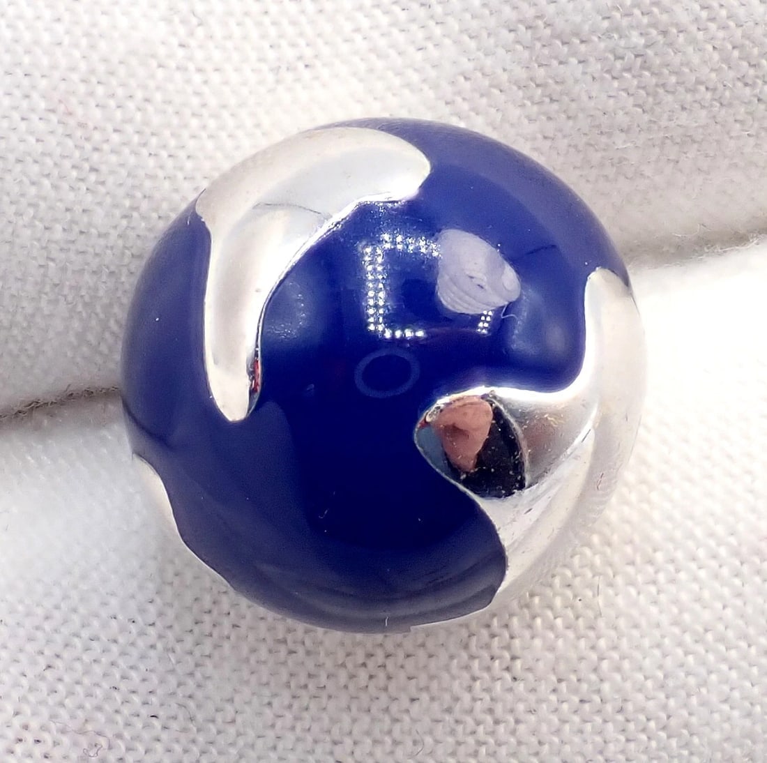 Vintage Louis Vuitton 18k White Gold Enamel Globe World Diamond Charm Pendant - 8