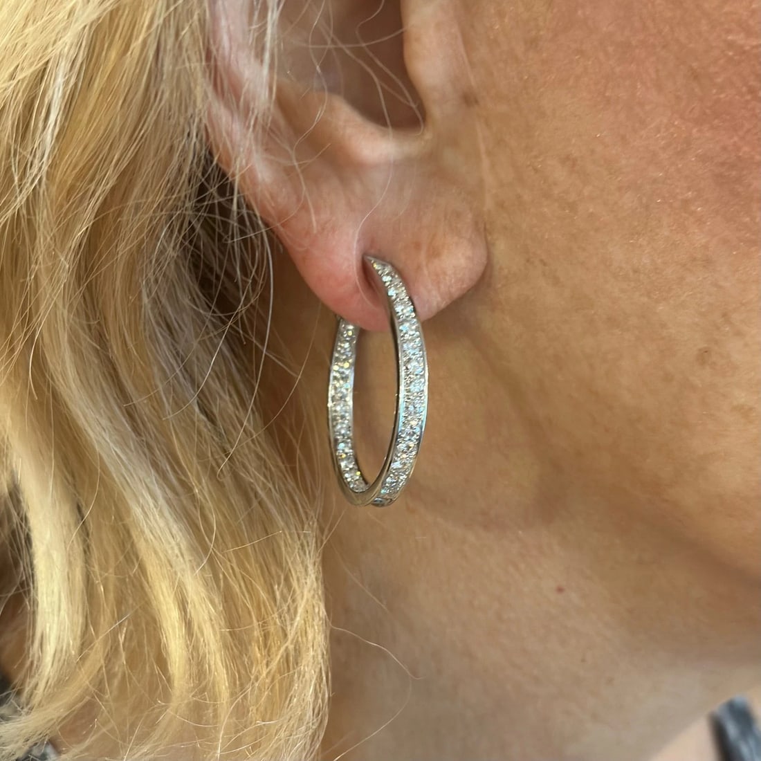Authentic! Van Cleef & Arpels 18k White Gold Diamond Large Hoop Earrings - 19