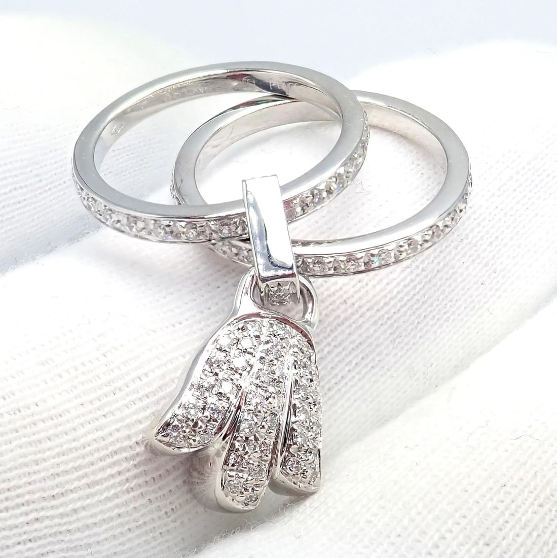 Authentic! Piaget 18k White Gold Diamond Double Band Flower Ring - 10