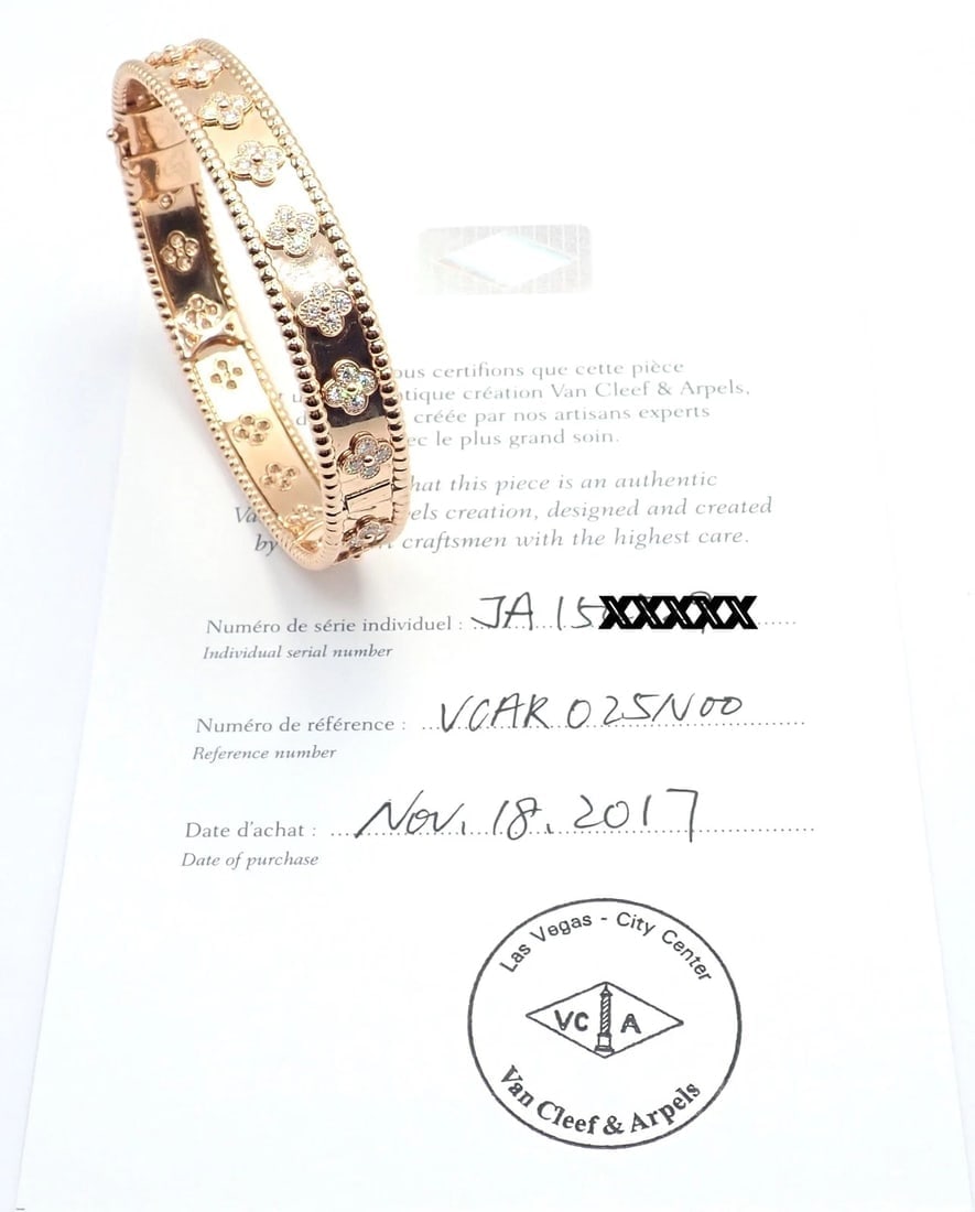 Authentic! Van Cleef & Arpels 18k Rose Gold Diamond Clovers Bangle Bracelet - 11
