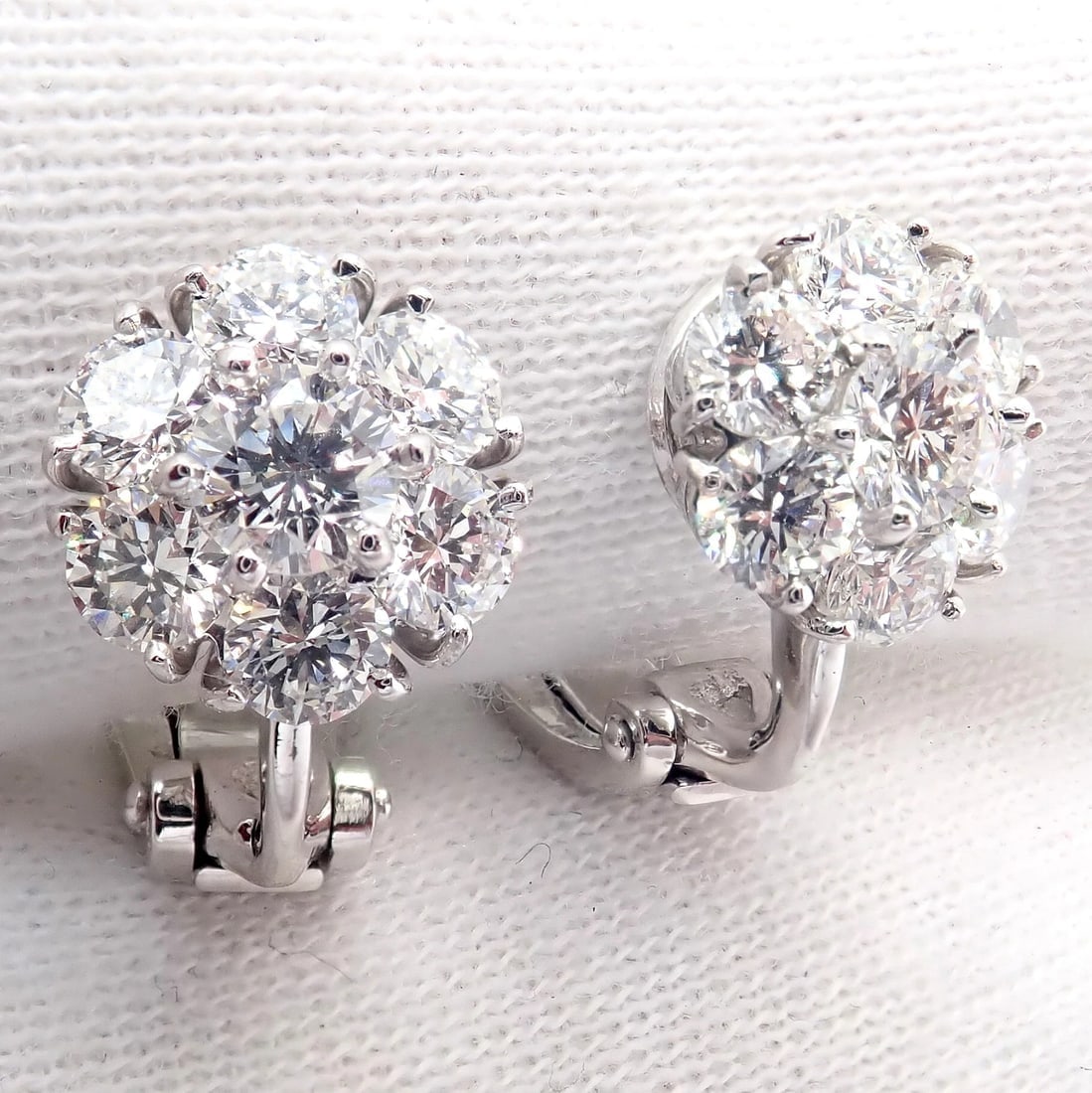 Authentic! Van Cleef & Arpels Platinum Diamond Fleurette Flower Earrings - 10
