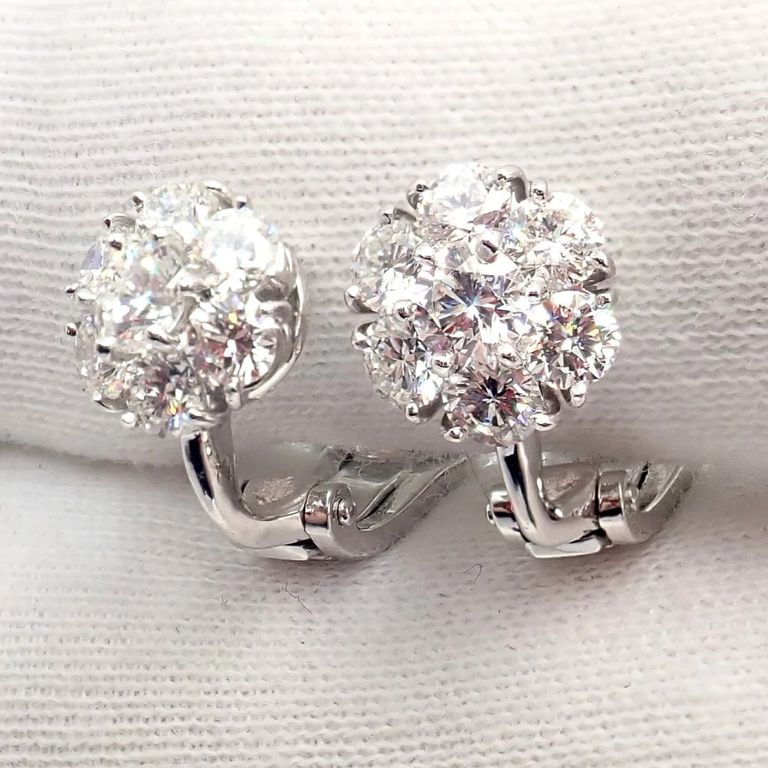 Authentic! Van Cleef & Arpels Platinum Diamond Fleurette Flower Earrings - 11