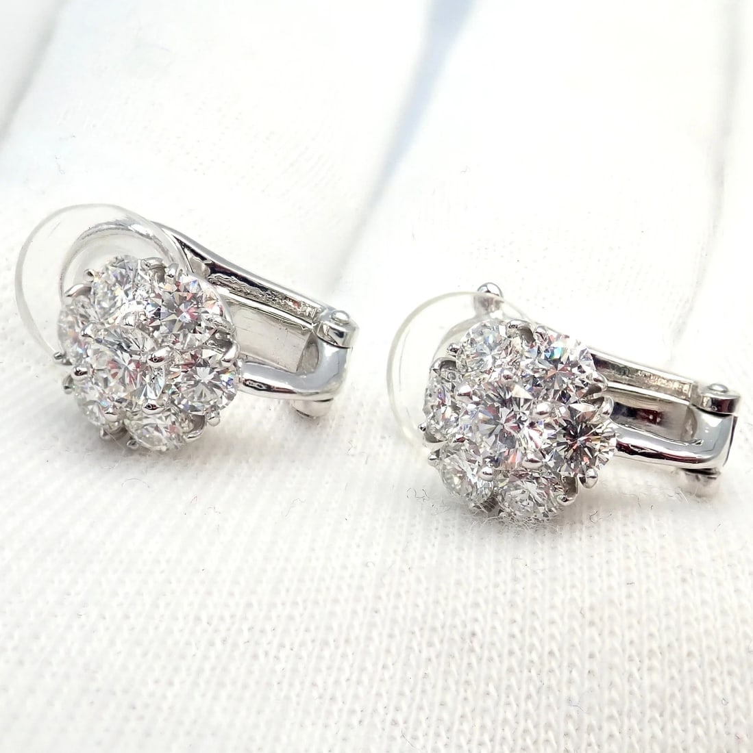 Authentic! Van Cleef & Arpels Platinum Diamond Fleurette Flower Earrings - 12