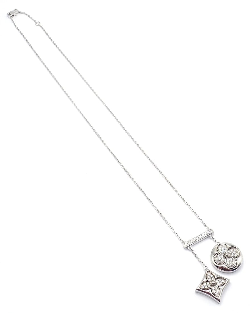 Authentic! Louis Vuitton Blossom 18k White Gold Diamond Link Pendant Necklace - 10