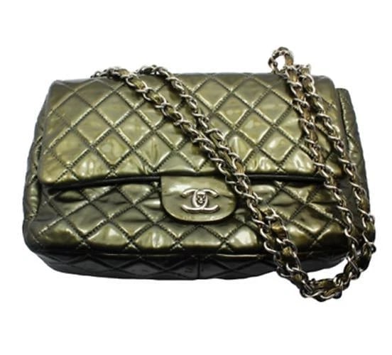 2008 Chanel Classic Jumbo Quilted Patent Leather Rare Olive Green Handbag Purse: 2008 Chanel Classic Jumbo Quilted Patent Leather Rare Olive Green Handbag Purse About This Piece: This 2008 Chanel Classic Jumbo Quilted Patent Leather Rare Olive Green Handbag Purse is in great condi