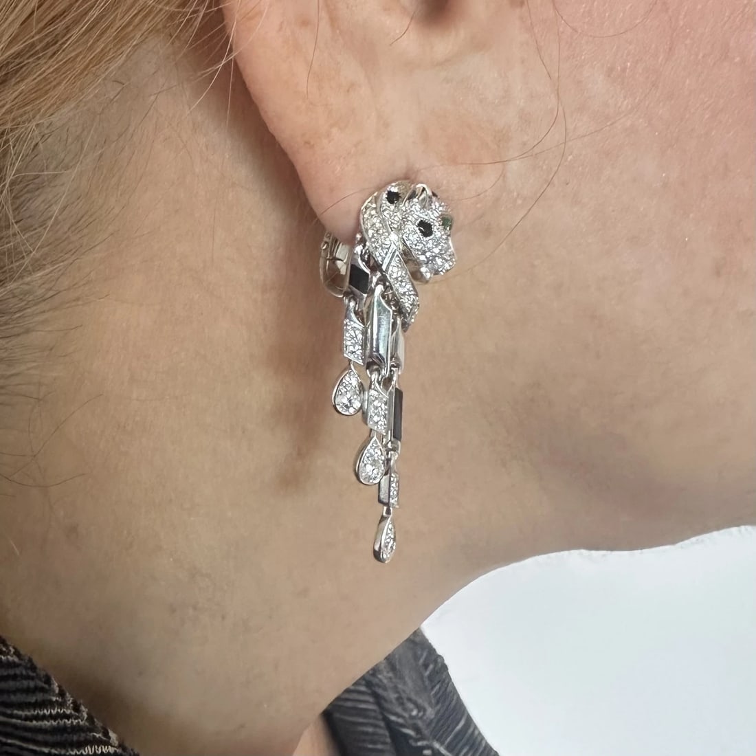 Authentic! Cartier Panthere Panther 18k White Gold Diamond Black Onyx Earrings - 19