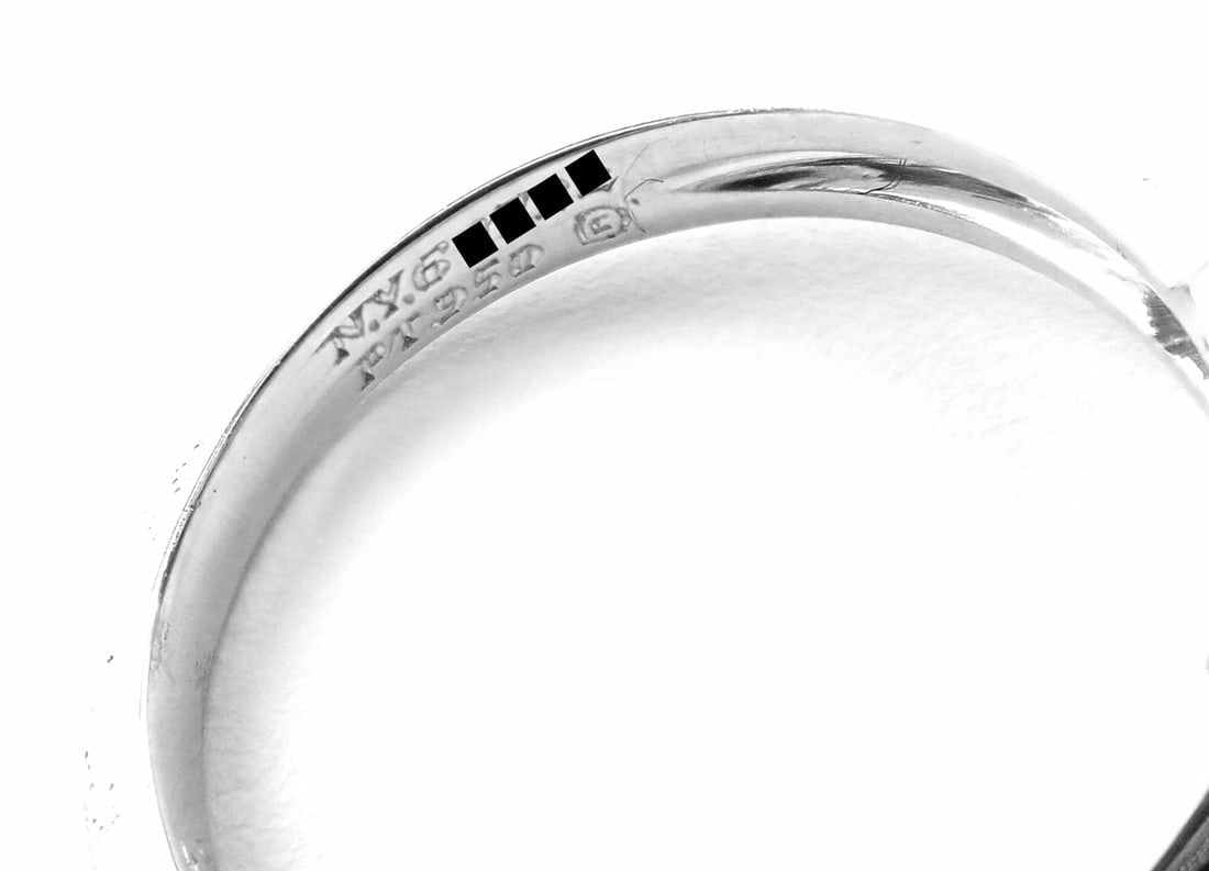 Authentic! Van Cleef & Arpels Platinum Diamond Fleurette Flower Ring - 9